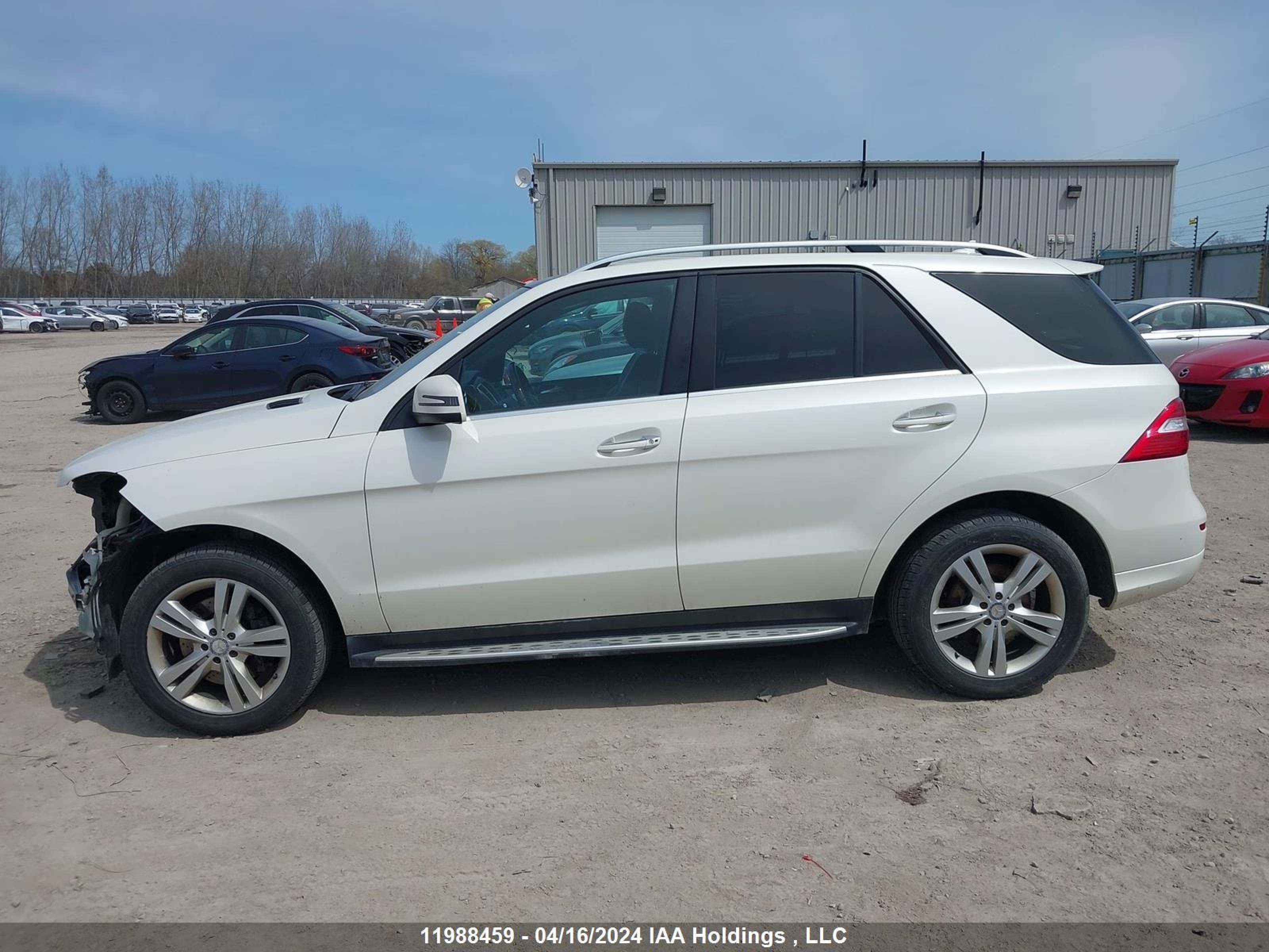 Photo 14 VIN: 4JGDA2EB6DA175062 - MERCEDES-BENZ NULL 