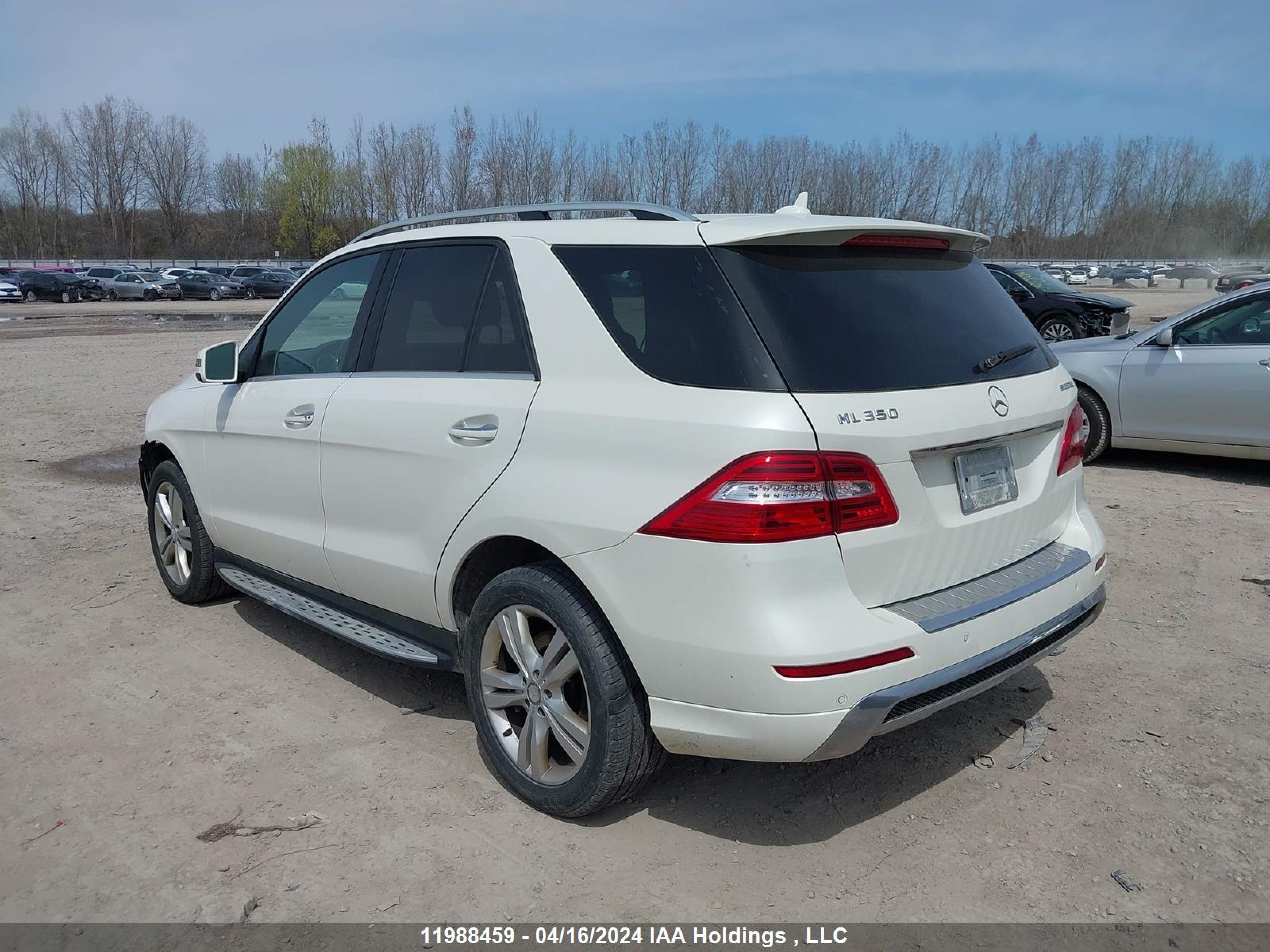 Photo 2 VIN: 4JGDA2EB6DA175062 - MERCEDES-BENZ NULL 