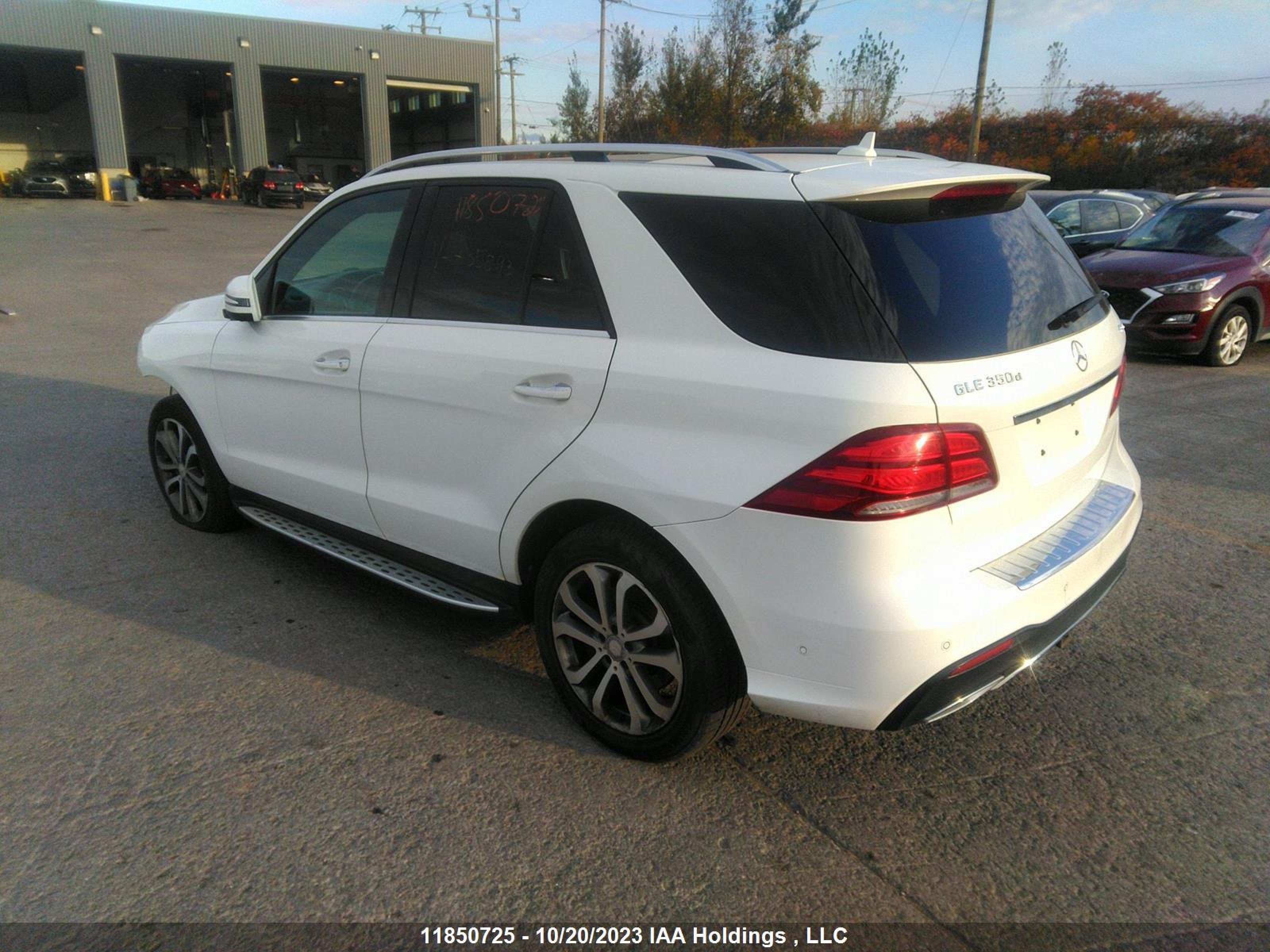 Photo 2 VIN: 4JGDA2EB6GA735893 - MERCEDES-BENZ GLE 