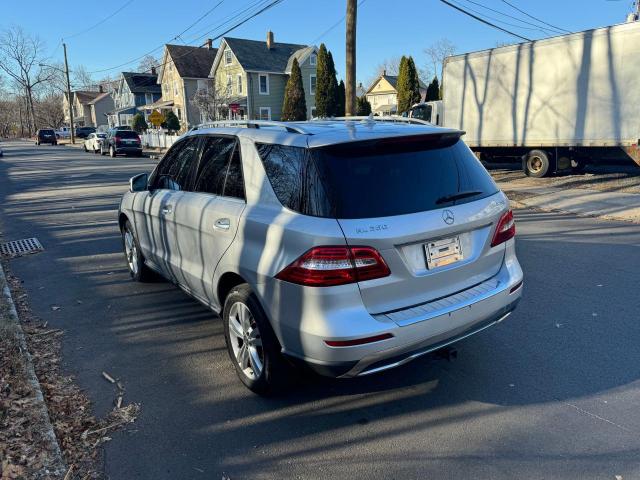 Photo 2 VIN: 4JGDA2EB7CA029493 - MERCEDES-BENZ ML 350 BLU 