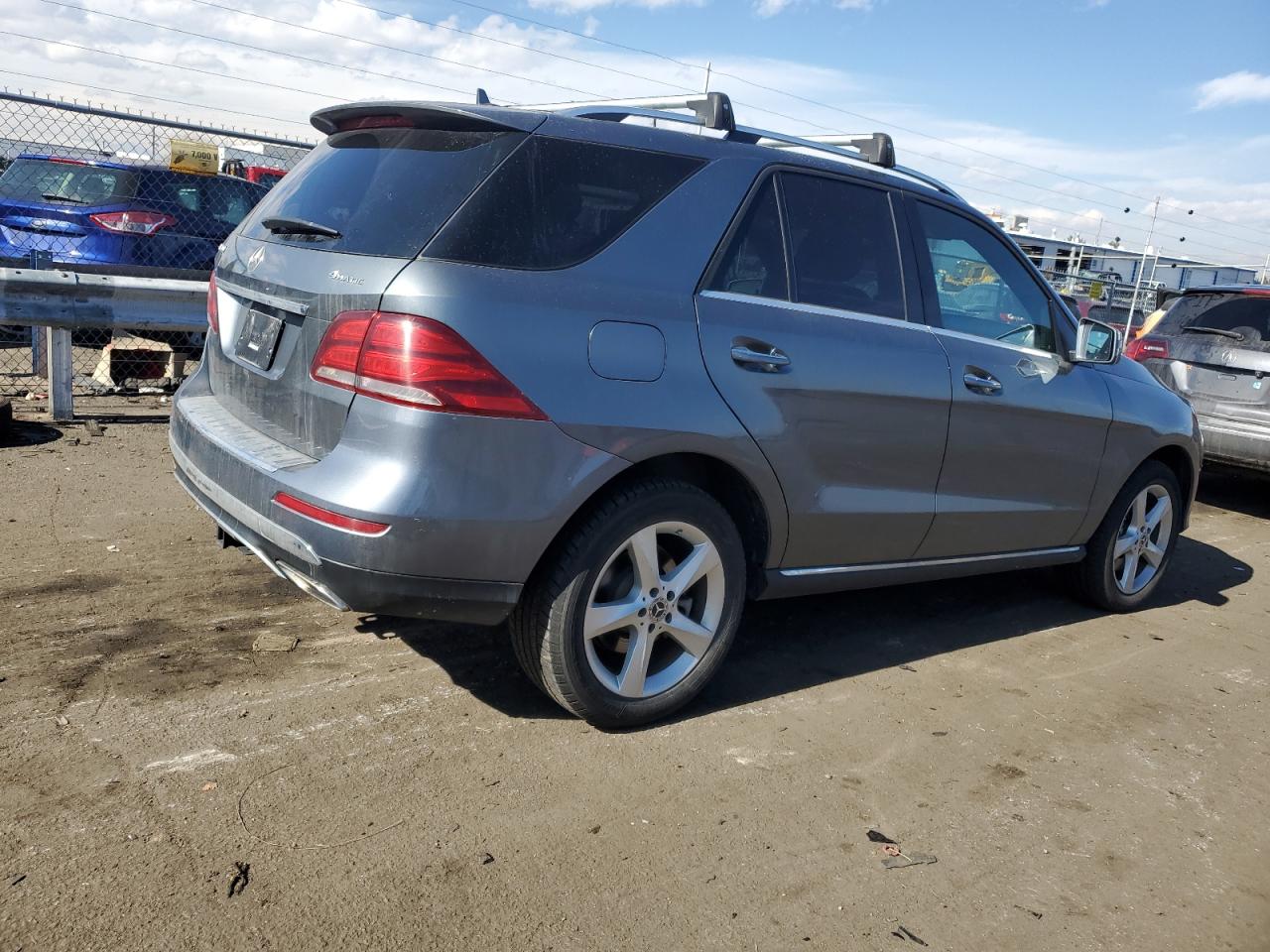 Photo 2 VIN: 4JGDA5GB1KB211214 - MERCEDES-BENZ GLE 400 4M 