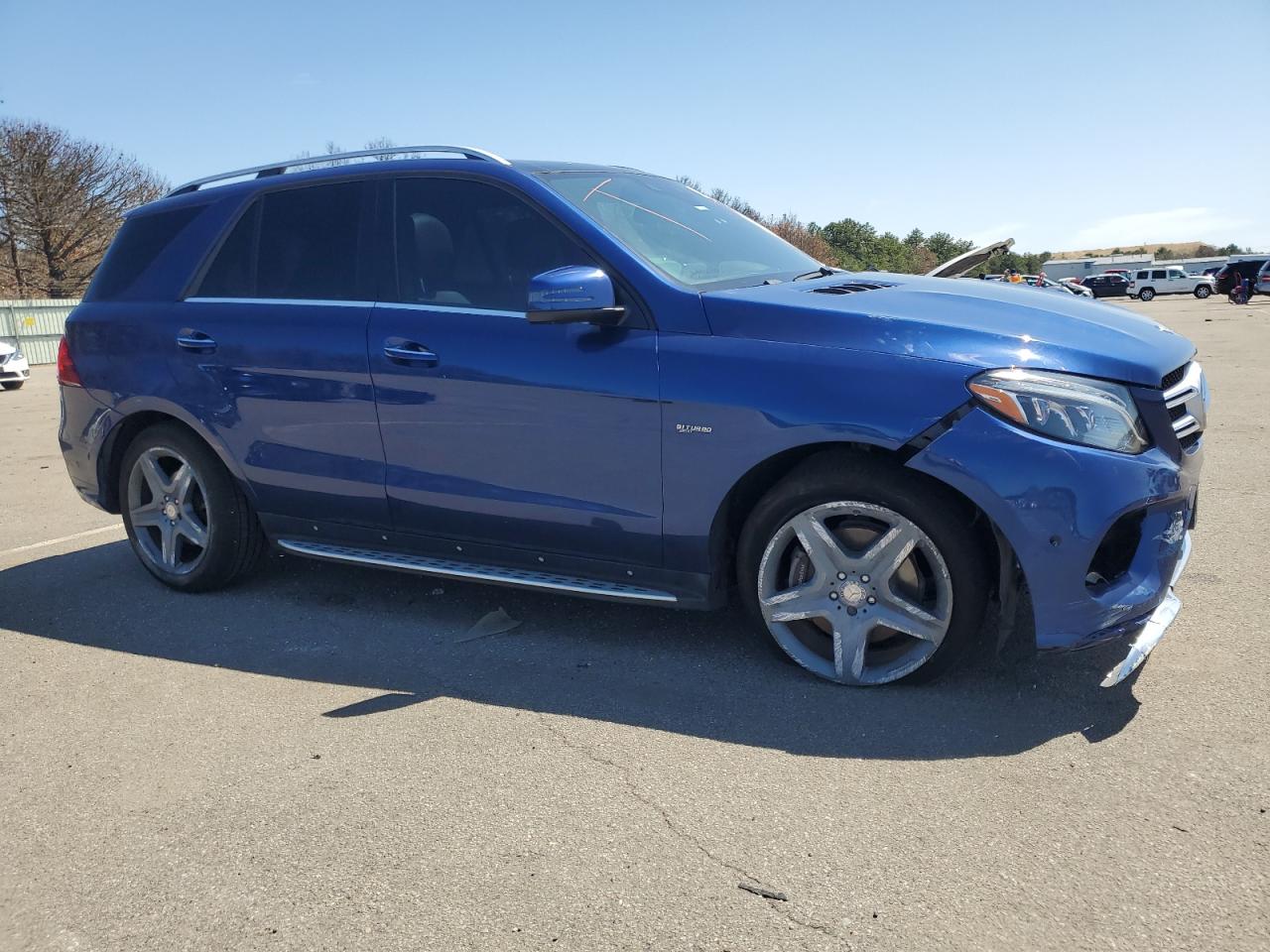 Photo 3 VIN: 4JGDA5GBXHA856362 - MERCEDES-BENZ GLE 