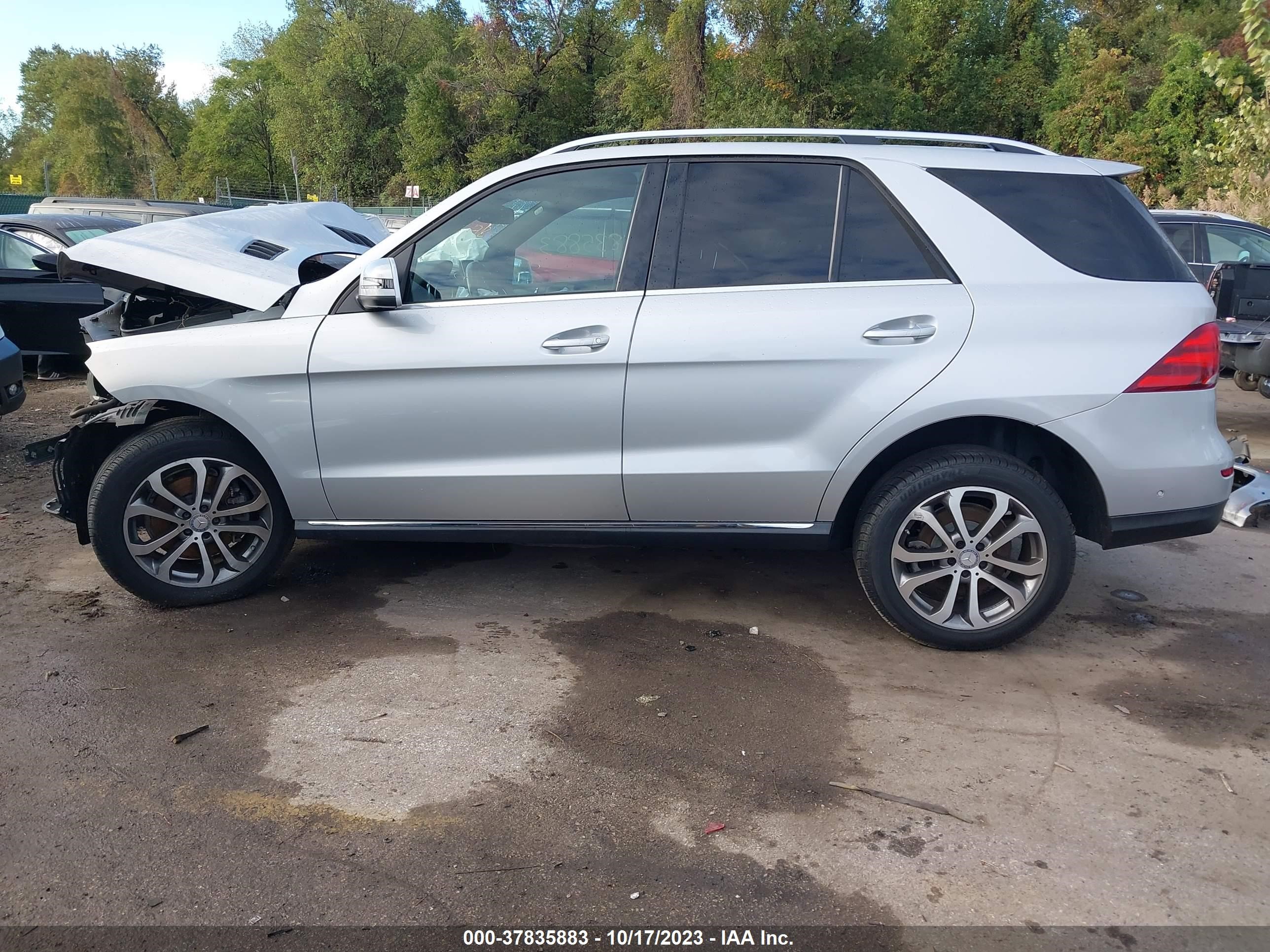 Photo 14 VIN: 4JGDA5HB0GA684212 - MERCEDES-BENZ GLE 