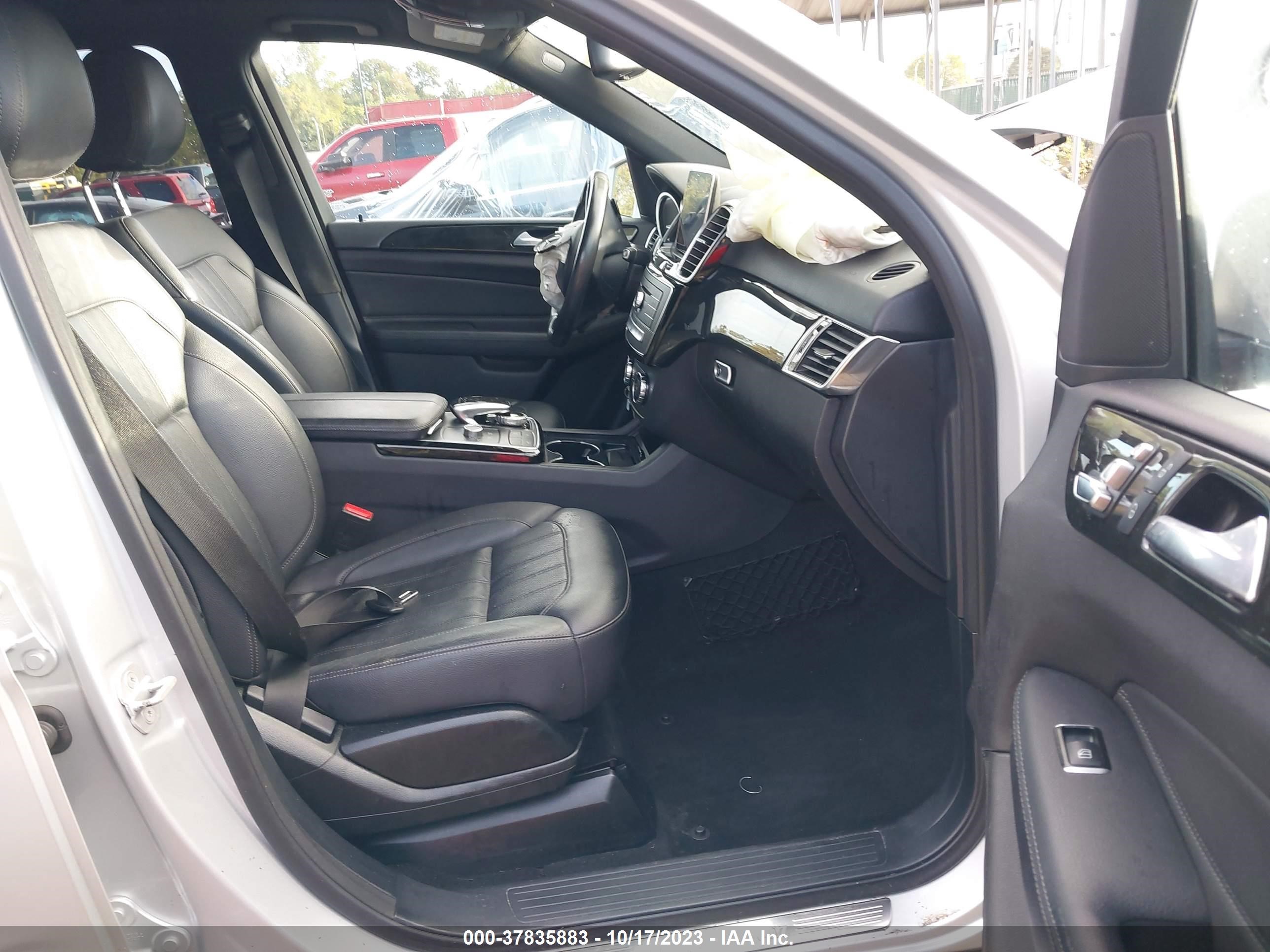 Photo 4 VIN: 4JGDA5HB0GA684212 - MERCEDES-BENZ GLE 