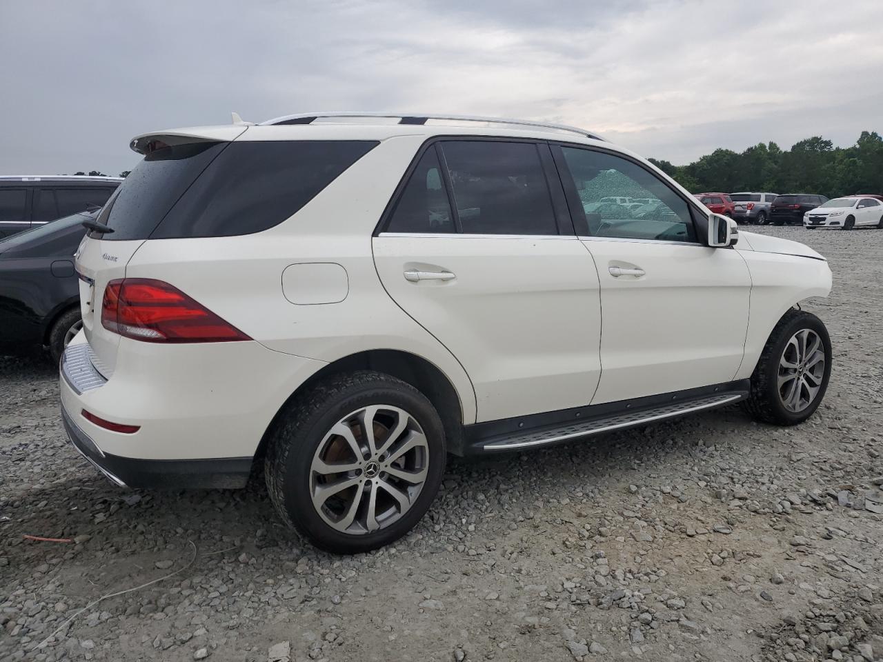 Photo 2 VIN: 4JGDA5HB0HA976024 - MERCEDES-BENZ GLE 