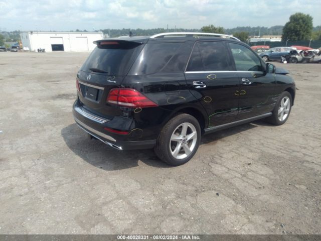 Photo 3 VIN: 4JGDA5HB0JB127978 - MERCEDES-BENZ GLE-CLASS 