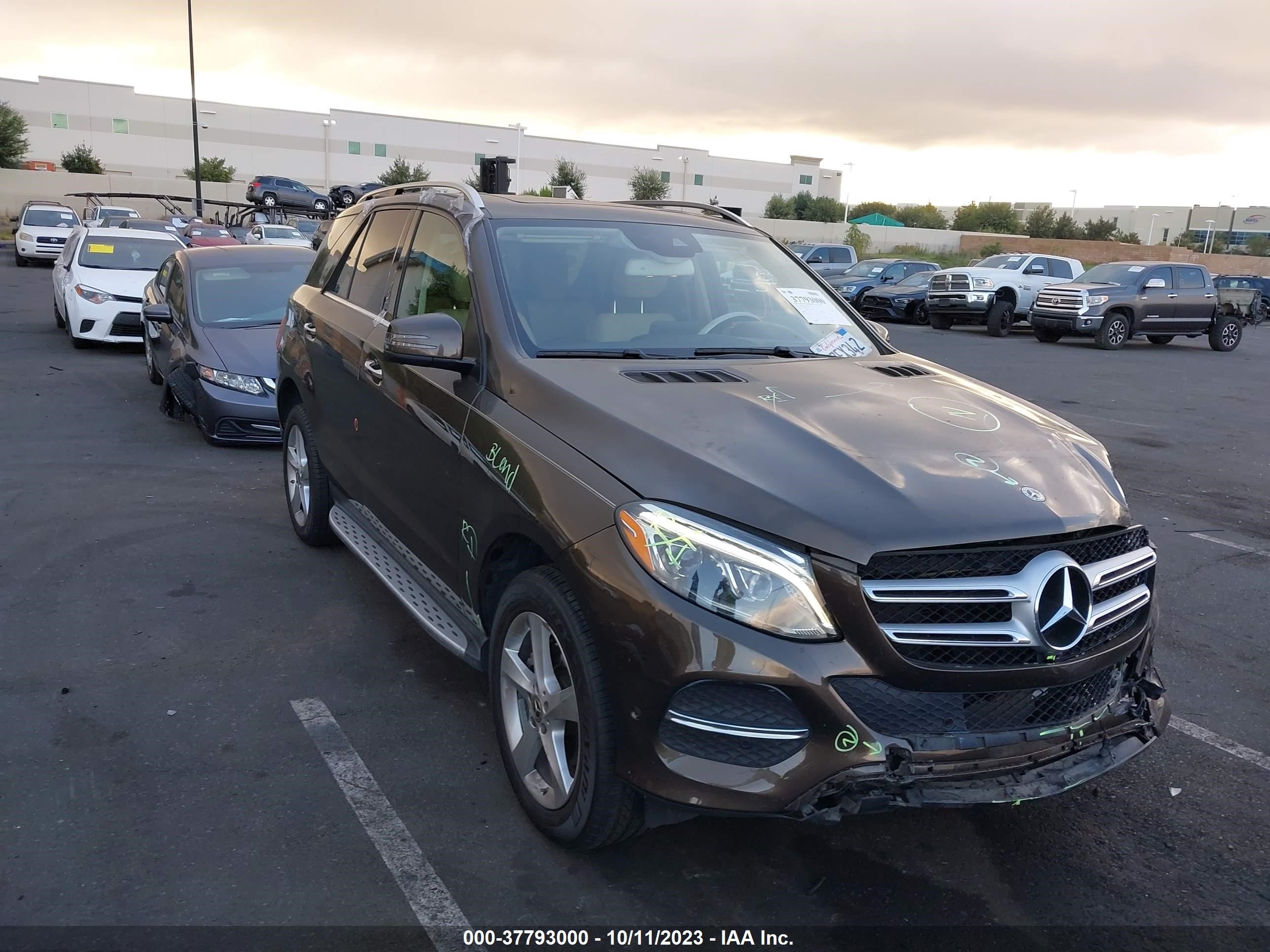 Photo 0 VIN: 4JGDA5HB1HA961452 - MERCEDES-BENZ GLE 