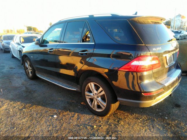 Photo 2 VIN: 4JGDA5HB2CA056050 - MERCEDES-BENZ ML 350 