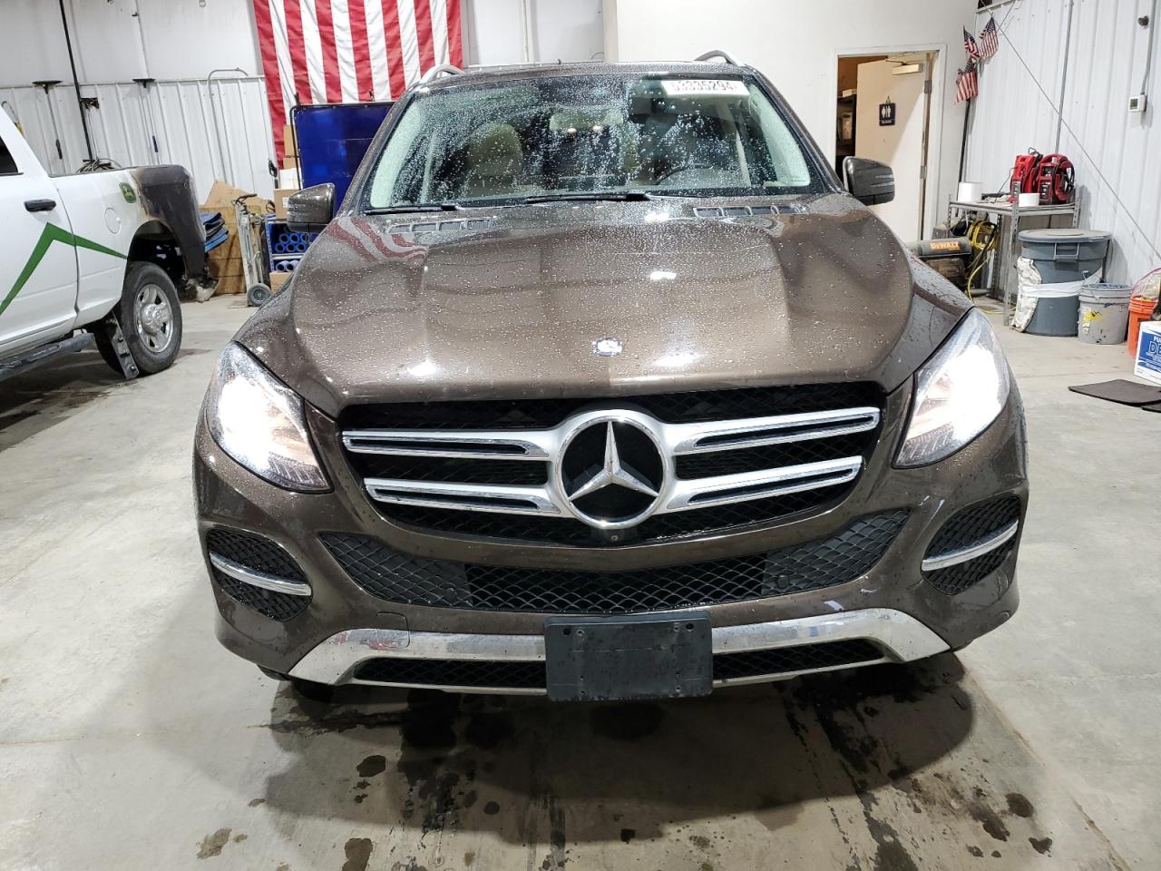 Photo 4 VIN: 4JGDA5HB2HA917055 - MERCEDES-BENZ GLE 