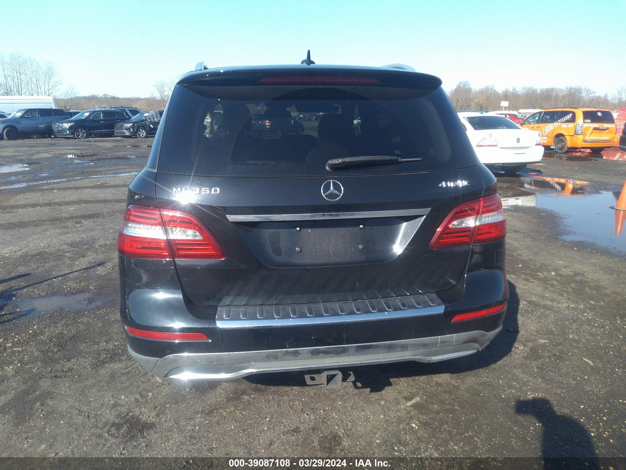 Photo 15 VIN: 4JGDA5HB3FA586130 - MERCEDES-BENZ NULL 