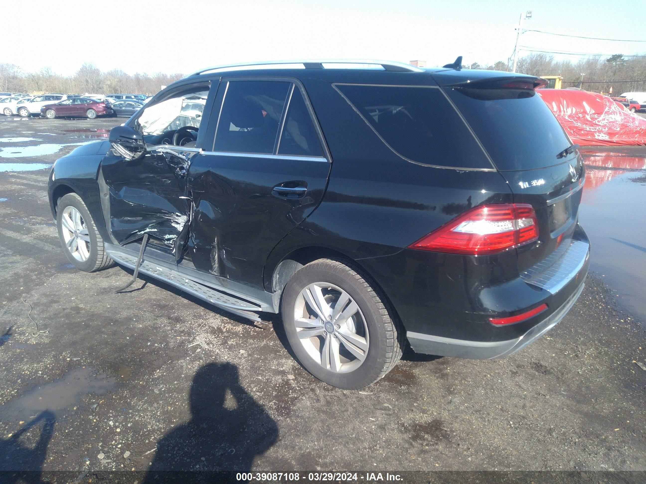 Photo 2 VIN: 4JGDA5HB3FA586130 - MERCEDES-BENZ NULL 