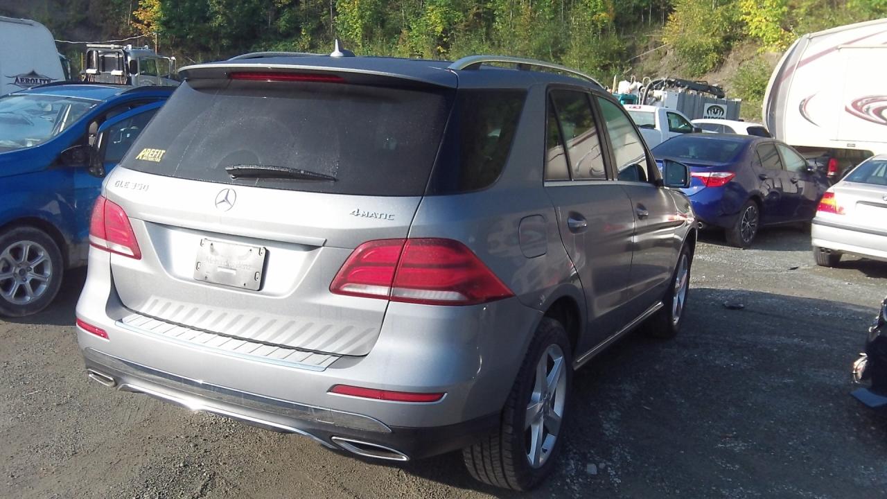 Photo 2 VIN: 4JGDA5HB3GA755774 - MERCEDES-BENZ GLE 