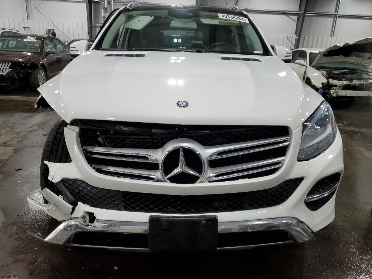 Photo 4 VIN: 4JGDA5HB3GA769450 - MERCEDES-BENZ GLE 