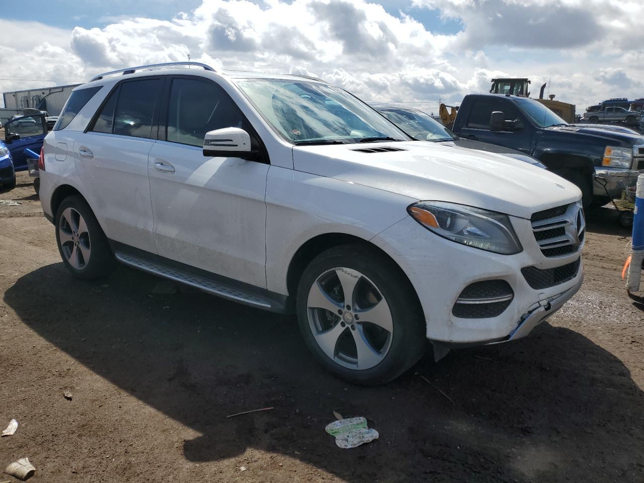 Photo 3 VIN: 4JGDA5HB4GA649799 - MERCEDES-BENZ GLE 