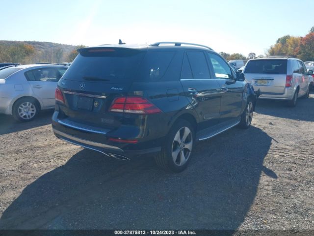 Photo 3 VIN: 4JGDA5HB4GA743620 - MERCEDES-BENZ GLE 