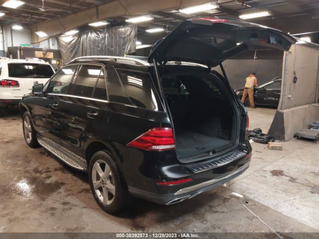 Photo 2 VIN: 4JGDA5HB4JB000117 - MERCEDES-BENZ GLE 350 