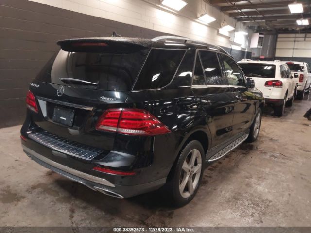 Photo 3 VIN: 4JGDA5HB4JB000117 - MERCEDES-BENZ GLE 350 