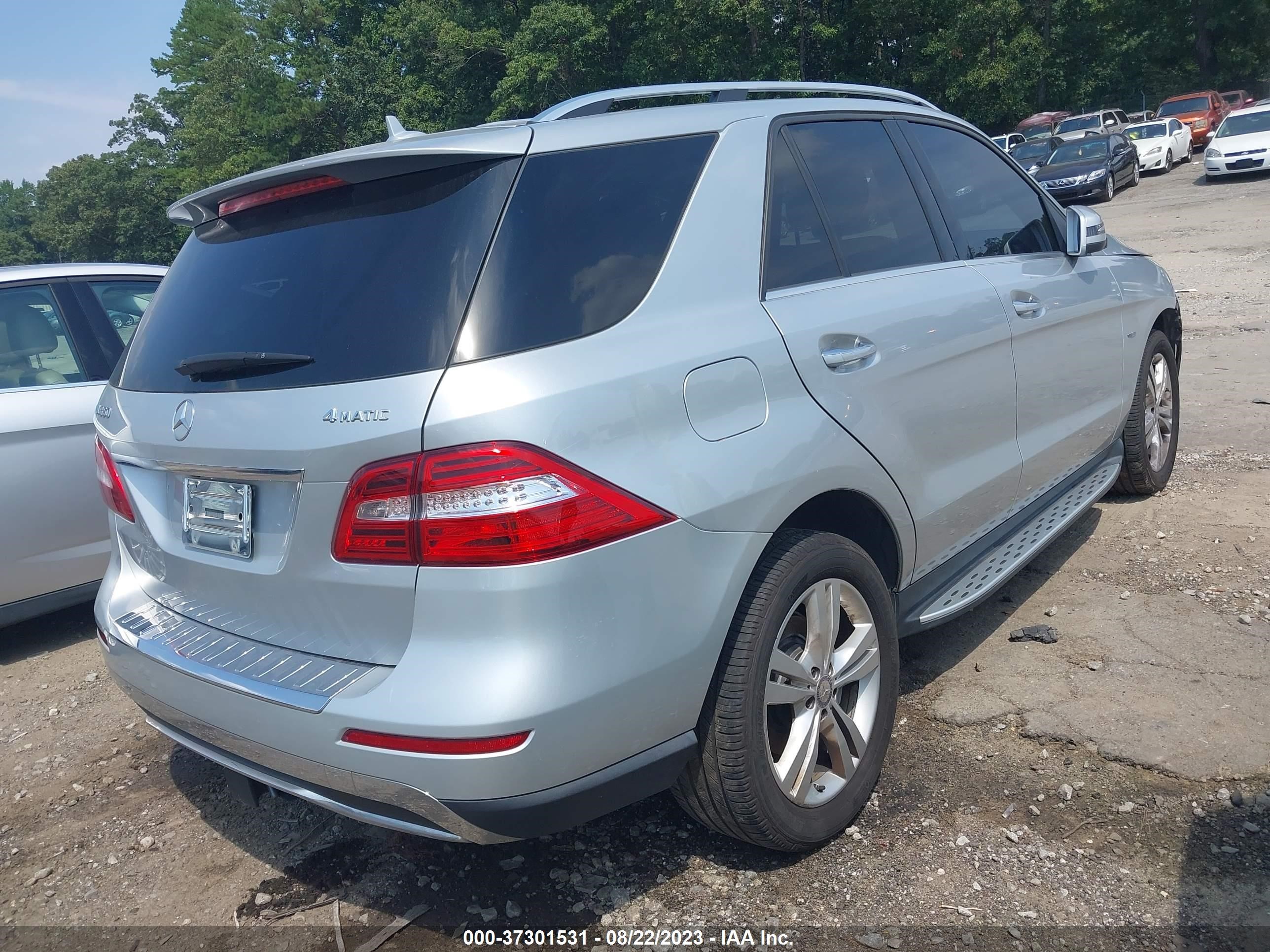 Photo 3 VIN: 4JGDA5HB5CA067642 - MERCEDES-BENZ M-KLASSE 