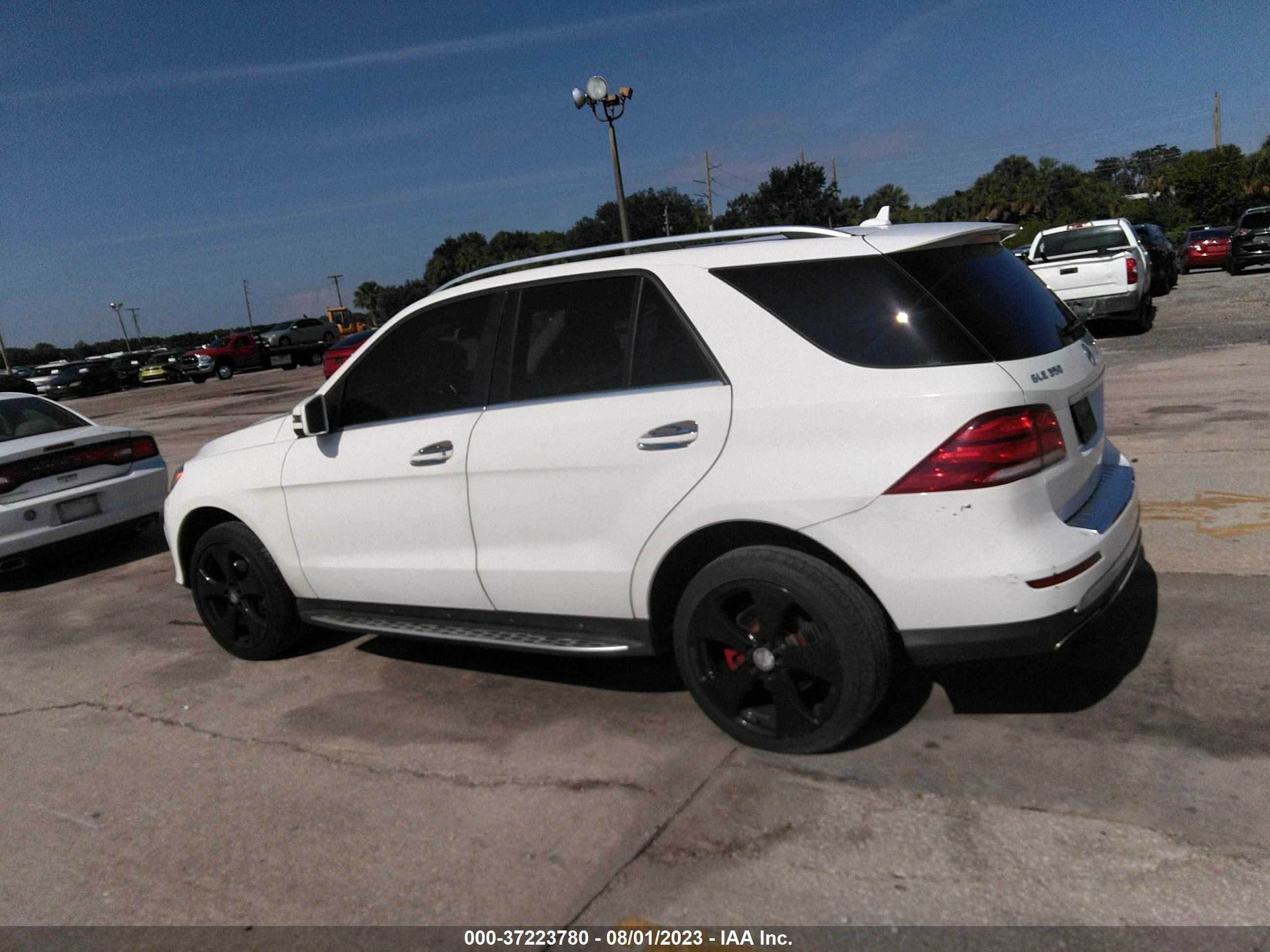 Photo 13 VIN: 4JGDA5HB5GA630873 - MERCEDES-BENZ GLE 