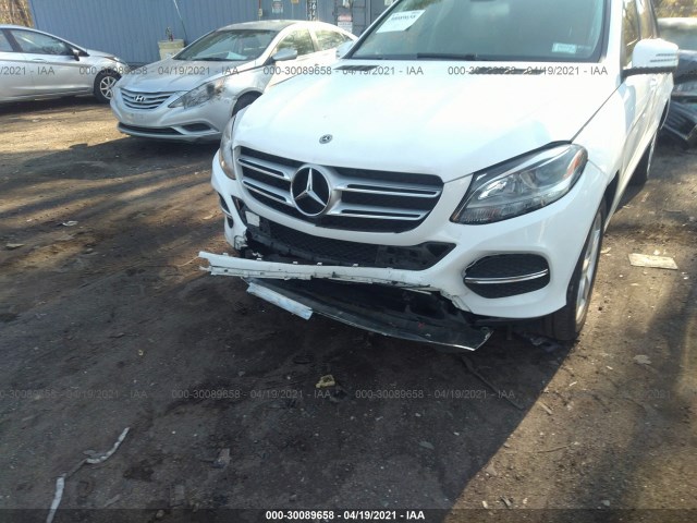 Photo 5 VIN: 4JGDA5HB5JB118774 - MERCEDES-BENZ GLE 