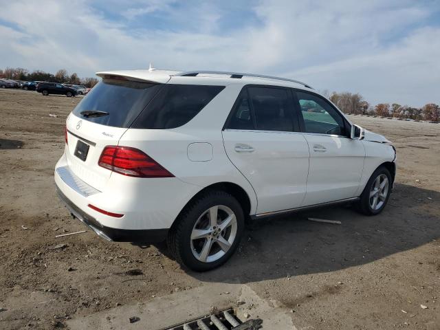 Photo 2 VIN: 4JGDA5HB5JB185794 - MERCEDES-BENZ GLE-CLASS 