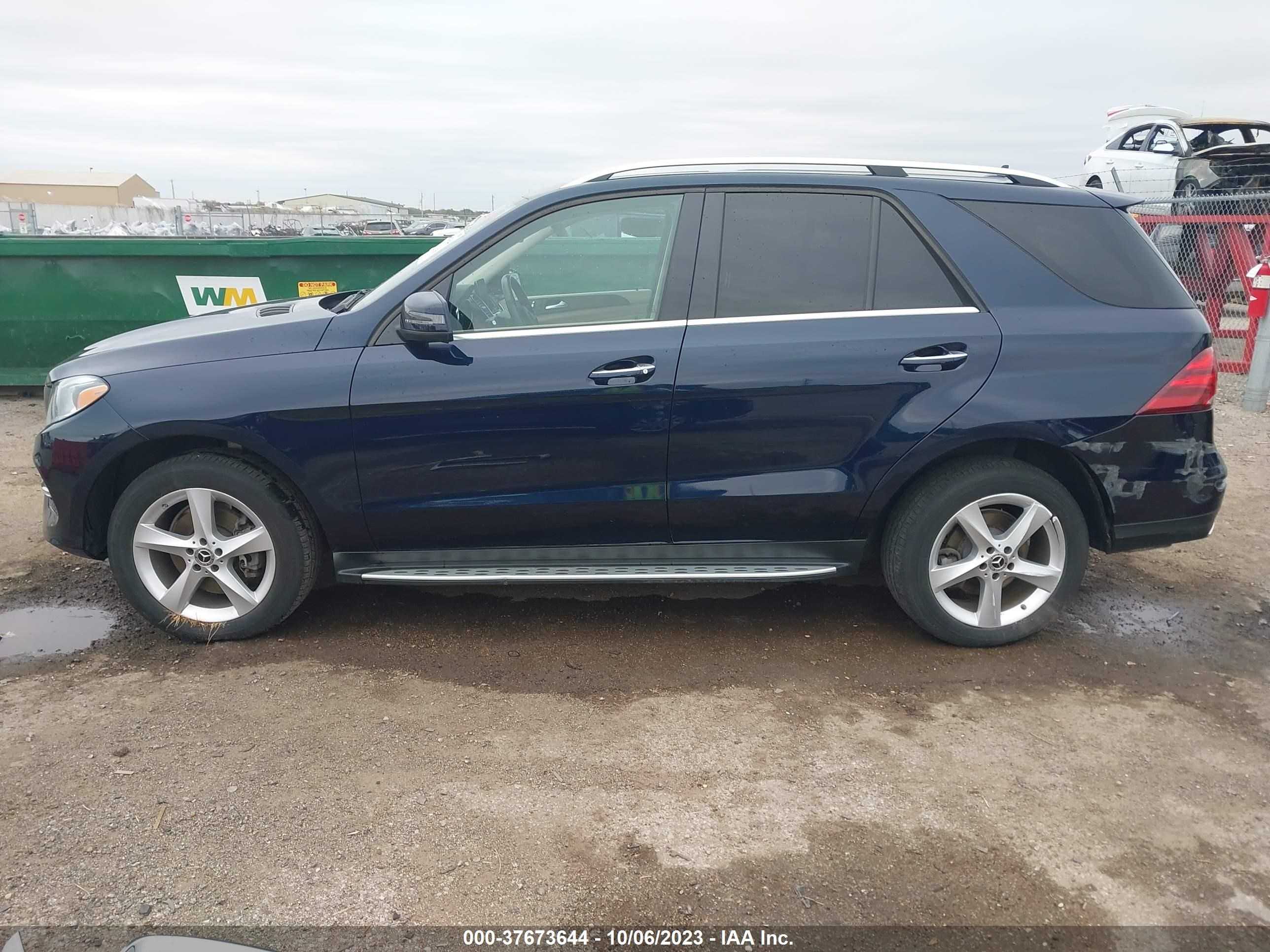 Photo 13 VIN: 4JGDA5HB5JB189716 - MERCEDES-BENZ GLE 