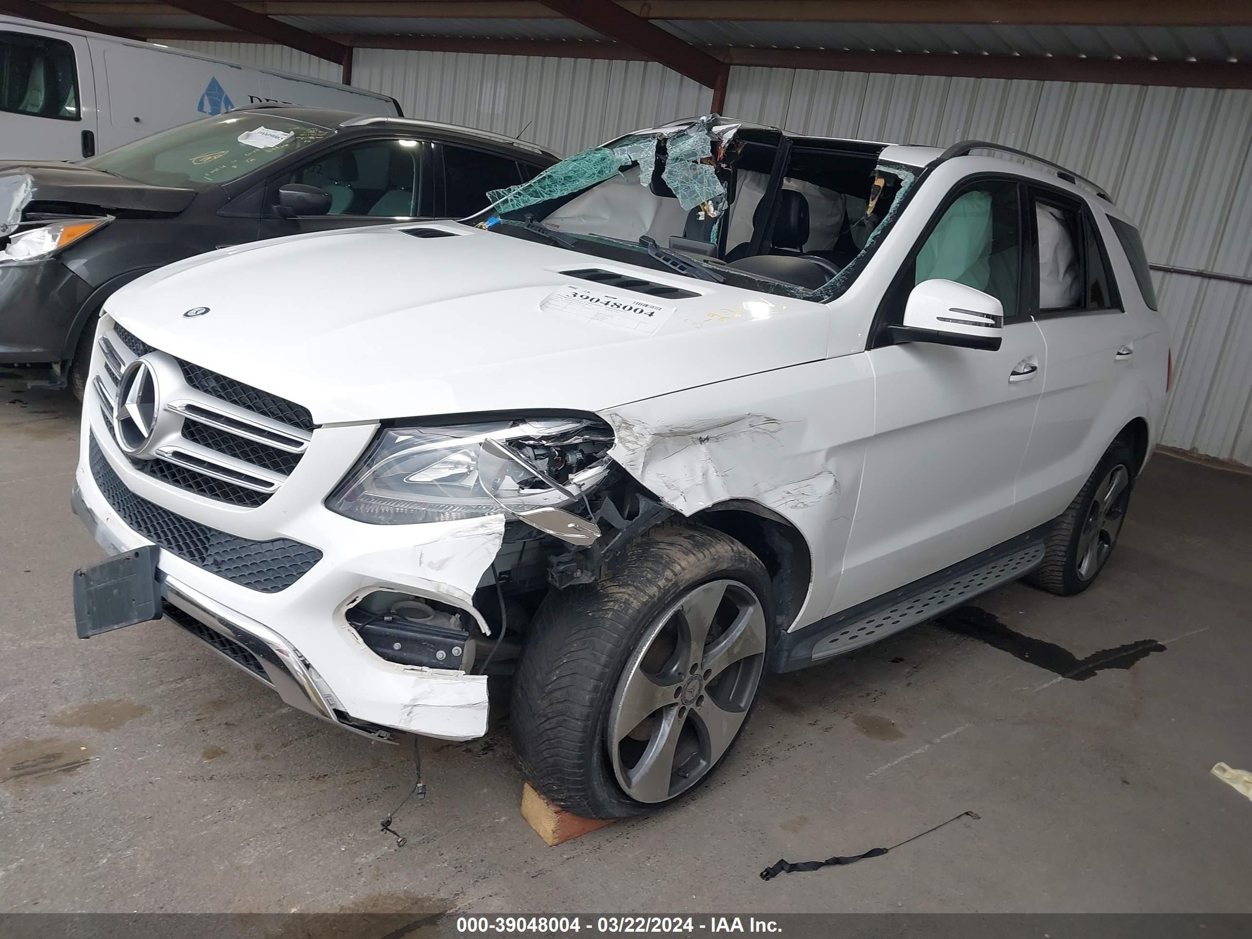 Photo 1 VIN: 4JGDA5HB6GA749788 - MERCEDES-BENZ NULL 