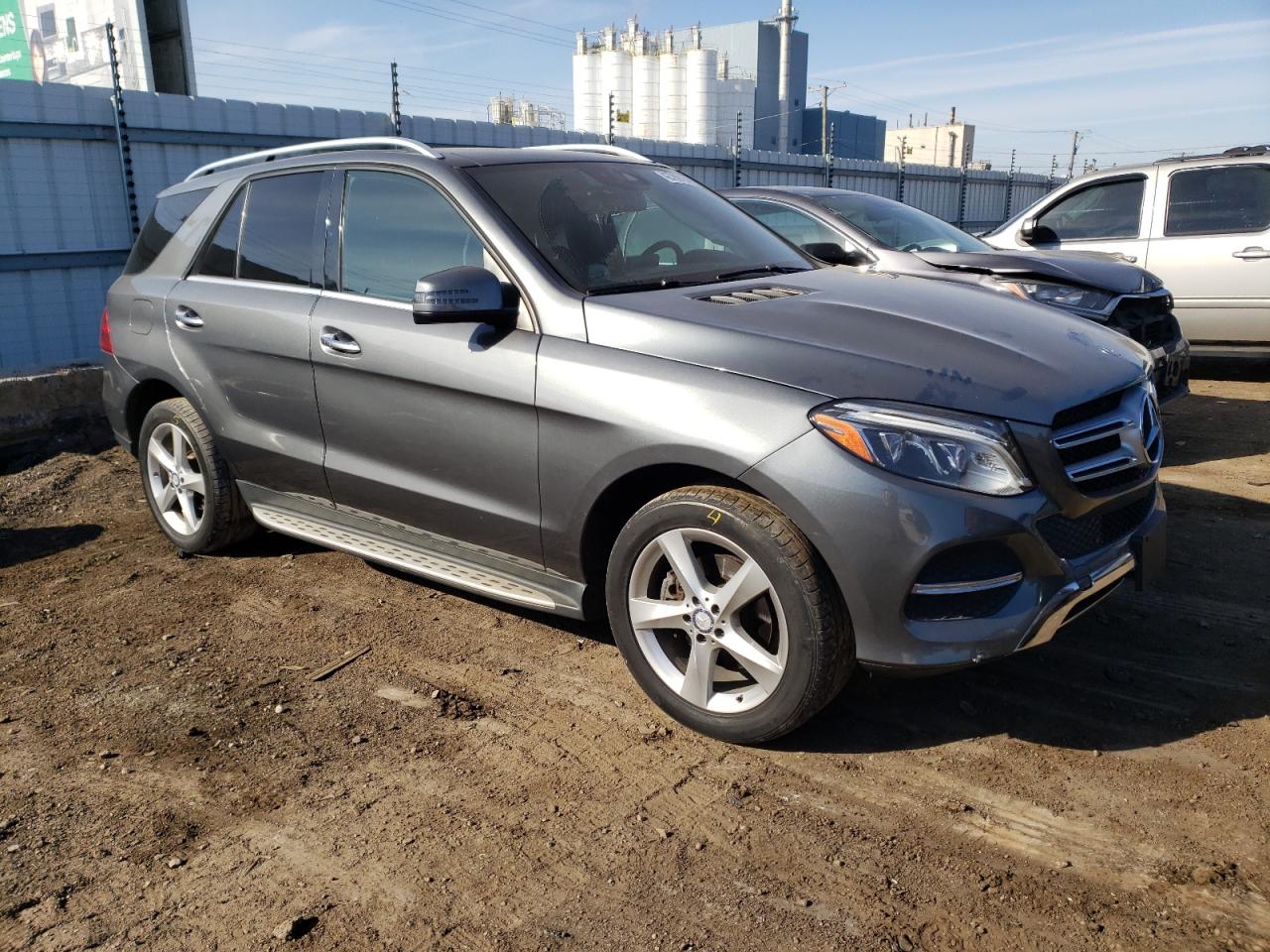 Photo 3 VIN: 4JGDA5HB6HA861203 - MERCEDES-BENZ GLE 