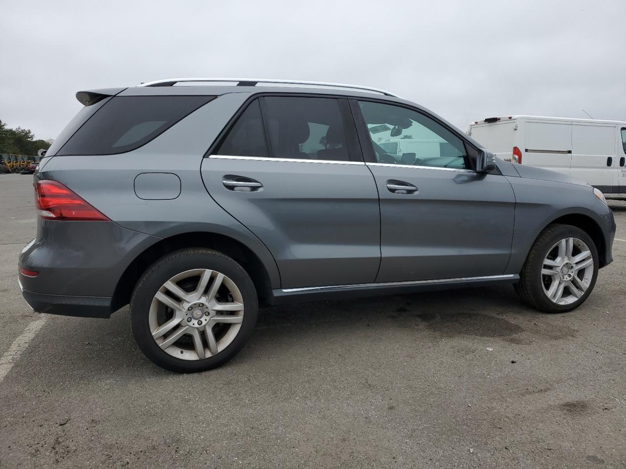 Photo 2 VIN: 4JGDA5HB6HA867194 - MERCEDES-BENZ GLE 