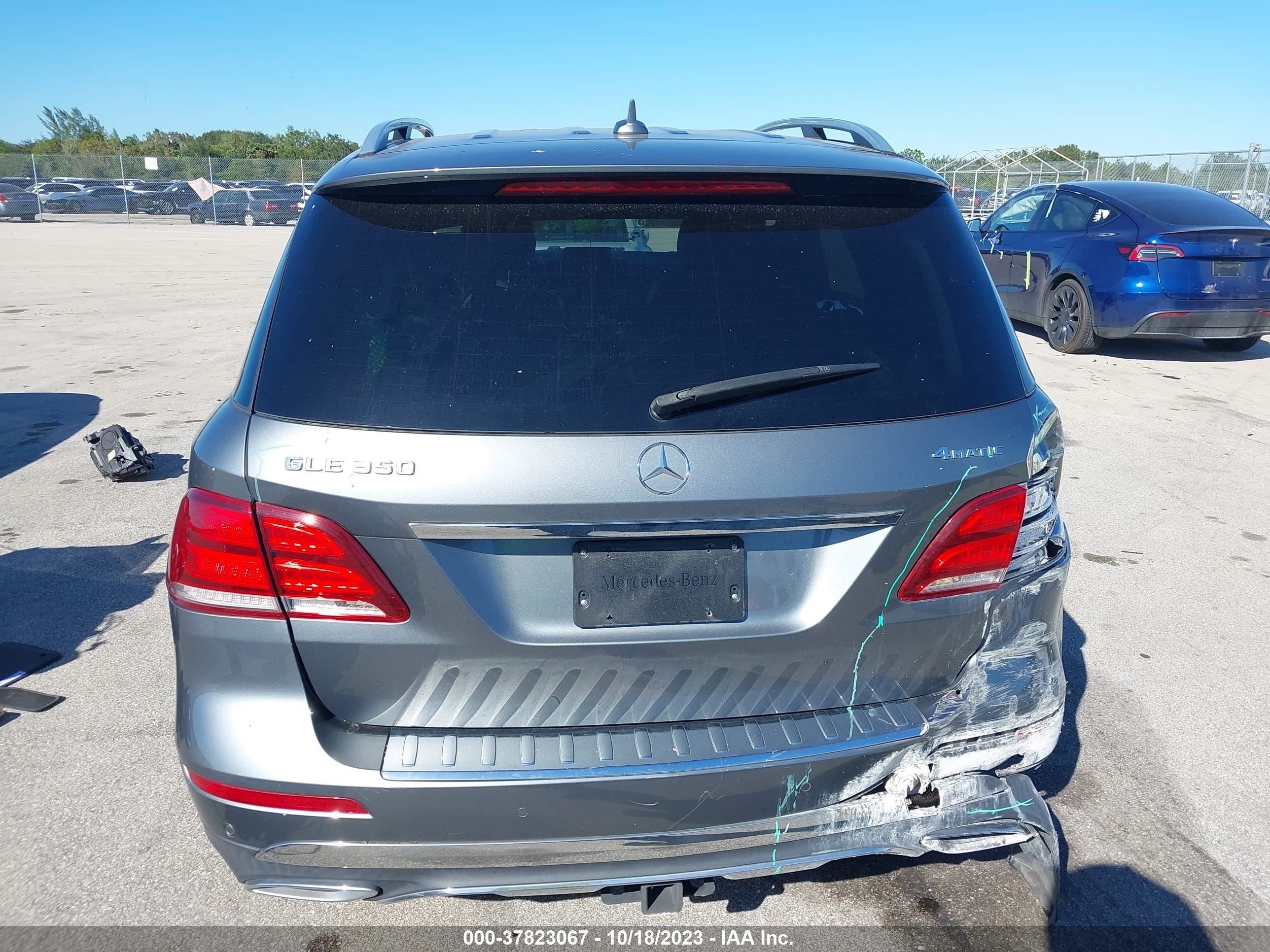 Photo 16 VIN: 4JGDA5HB6JB076549 - MERCEDES-BENZ GLE 