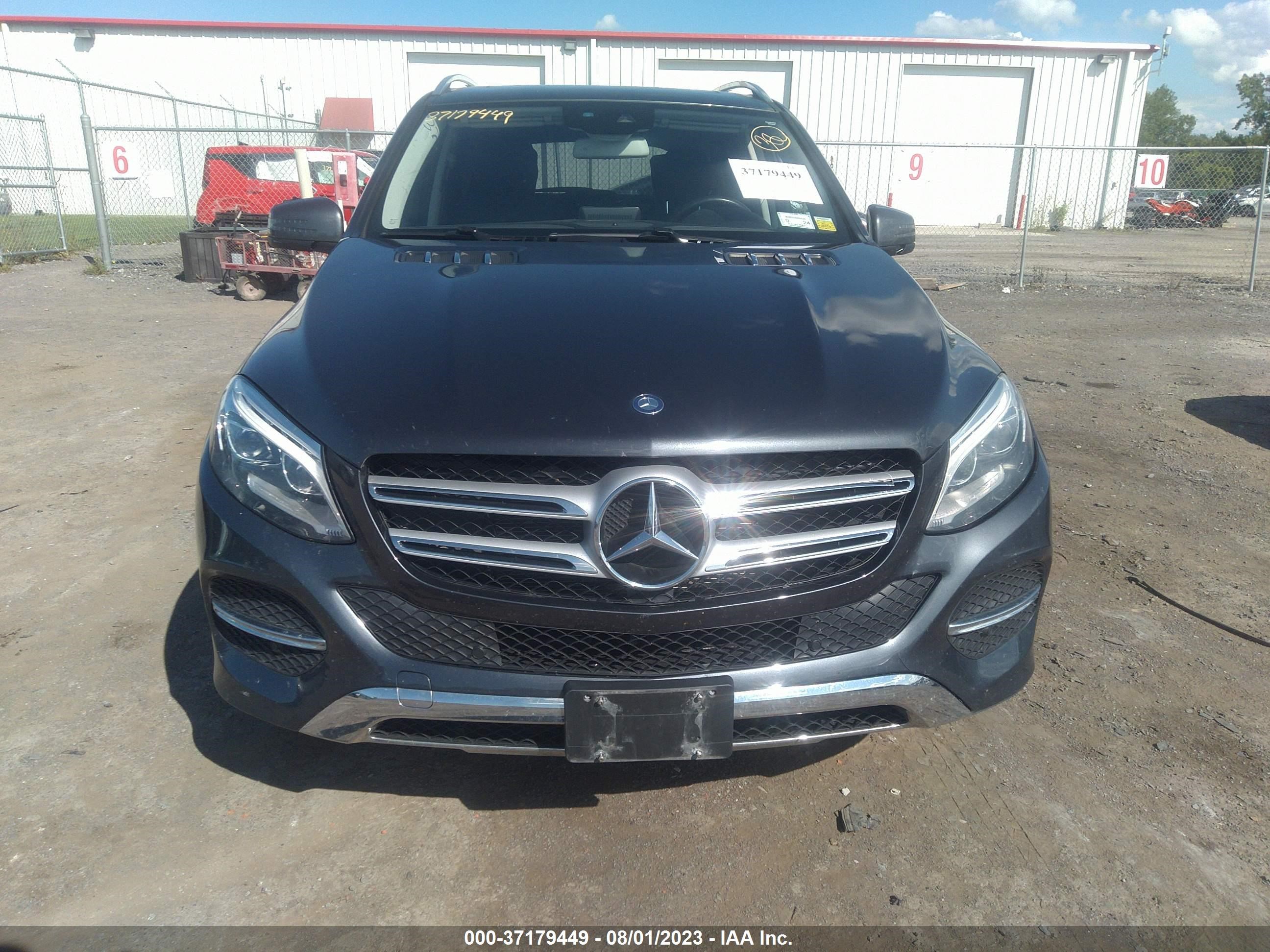 Photo 11 VIN: 4JGDA5HB7GA631992 - MERCEDES-BENZ GLE 