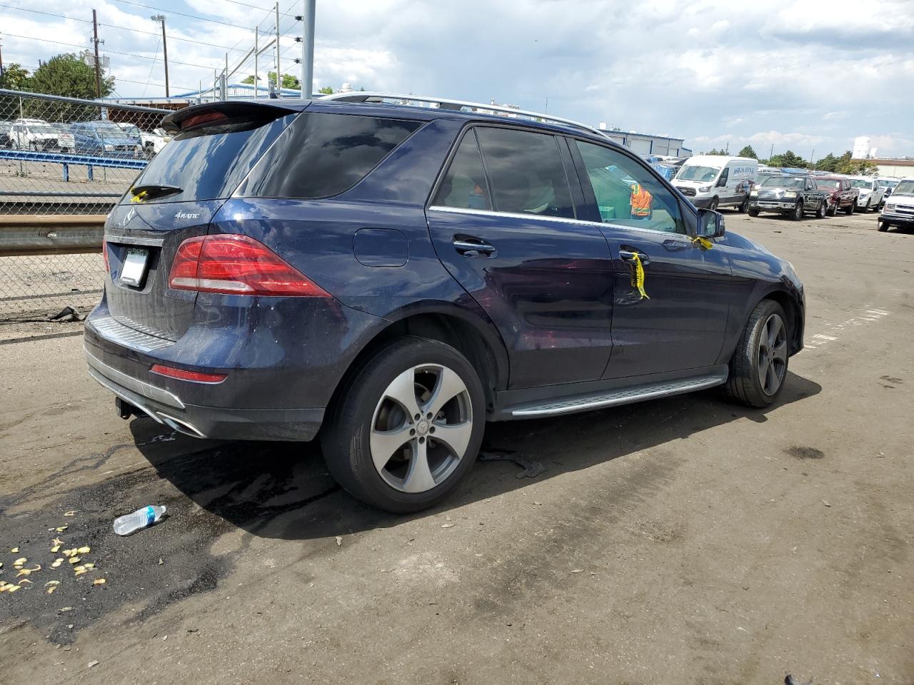 Photo 2 VIN: 4JGDA5HB7GA632804 - MERCEDES-BENZ GLE 