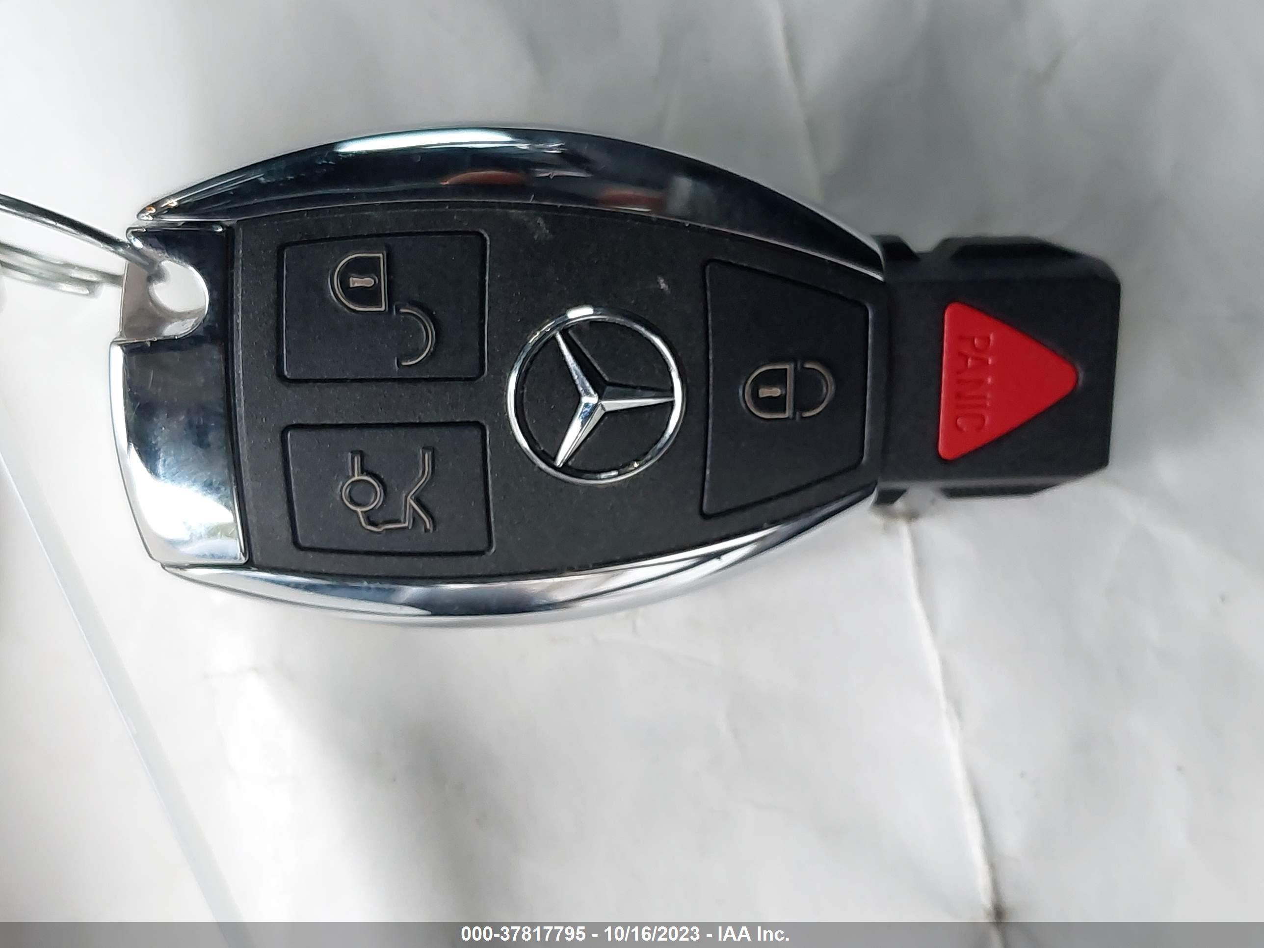 Photo 10 VIN: 4JGDA5HB7GA731803 - MERCEDES-BENZ GLE 