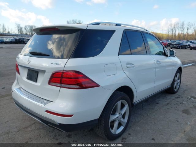 Photo 3 VIN: 4JGDA5HB8GA741823 - MERCEDES-BENZ GLE 