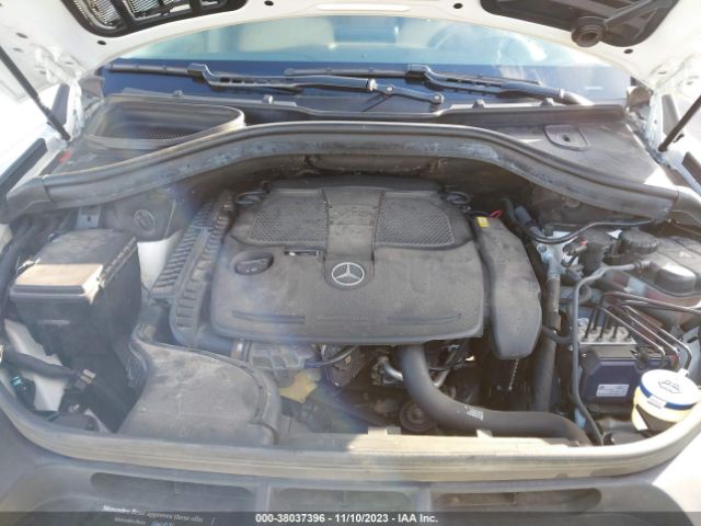 Photo 9 VIN: 4JGDA5HB8GA741823 - MERCEDES-BENZ GLE 