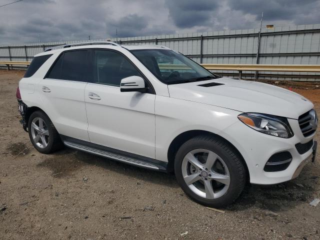 Photo 3 VIN: 4JGDA5HB8HA829031 - MERCEDES-BENZ GLE-CLASS 