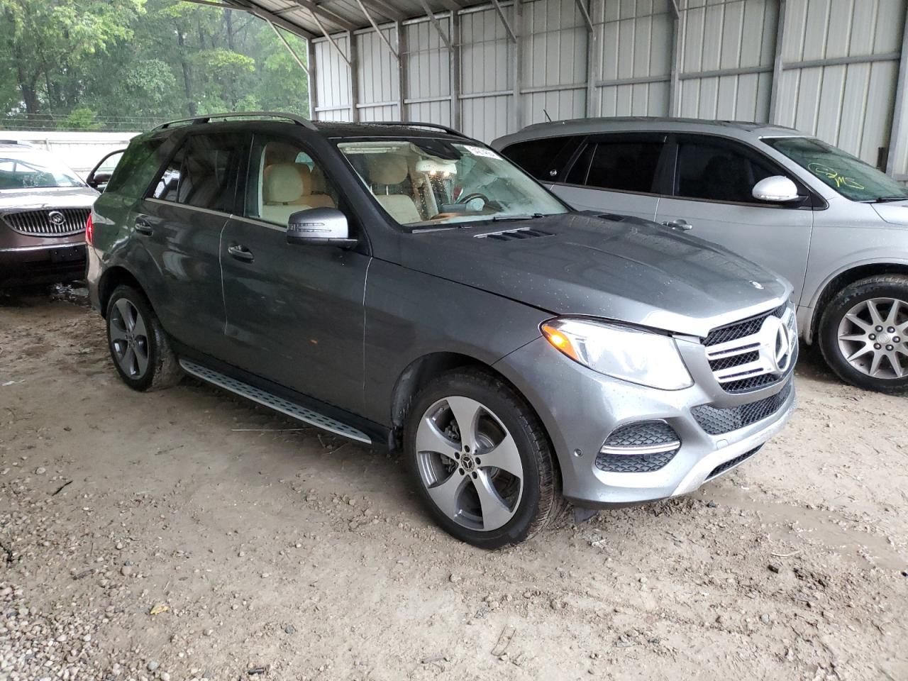 Photo 3 VIN: 4JGDA5HB8HA917898 - MERCEDES-BENZ GLE 