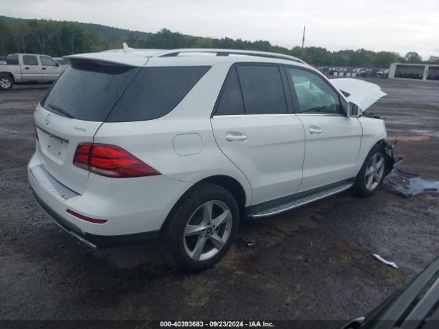 Photo 3 VIN: 4JGDA5HB8JB039440 - MERCEDES-BENZ GLE-CLASS 