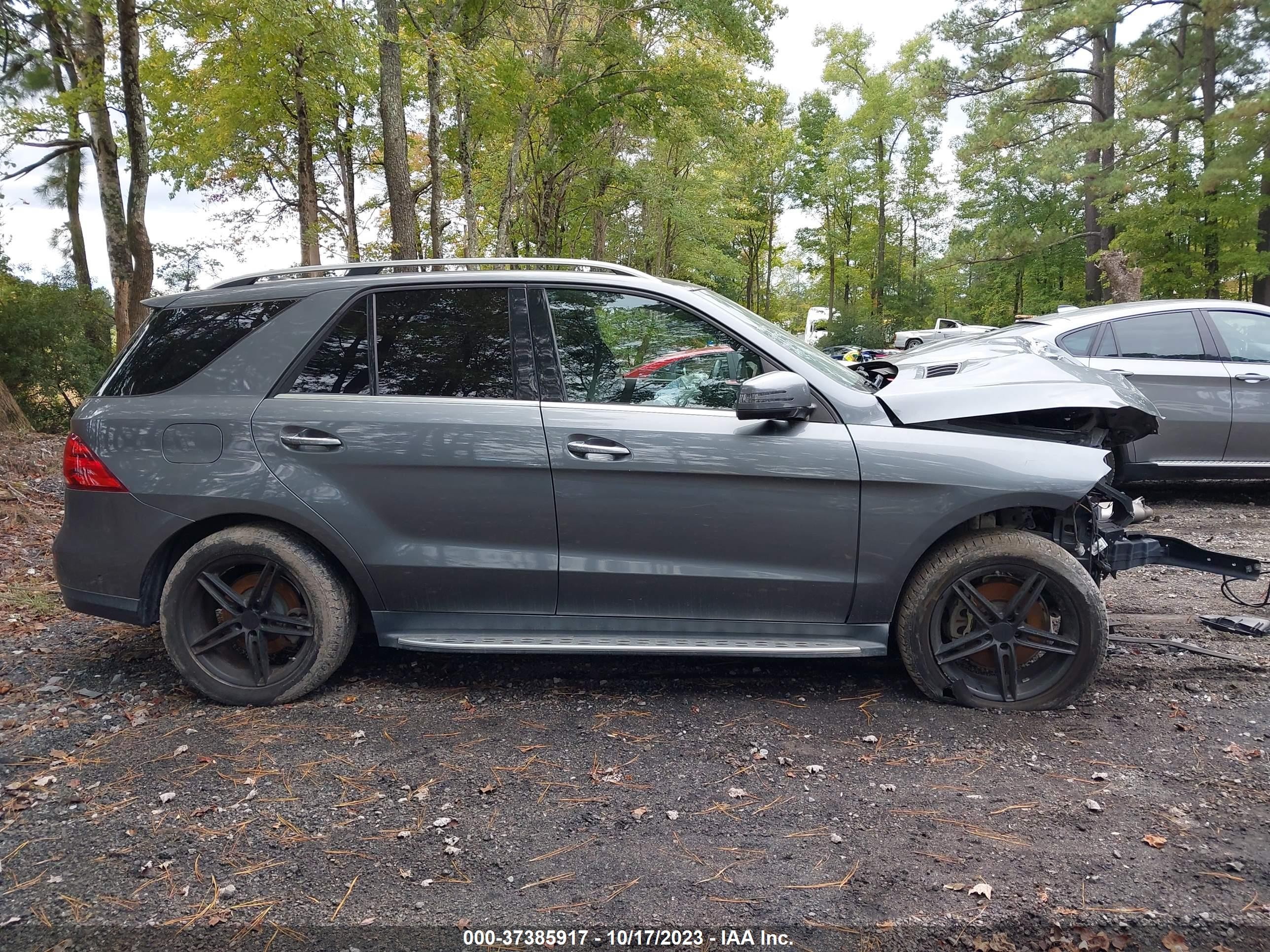 Photo 11 VIN: 4JGDA5HB9HA837798 - MERCEDES-BENZ GLE 