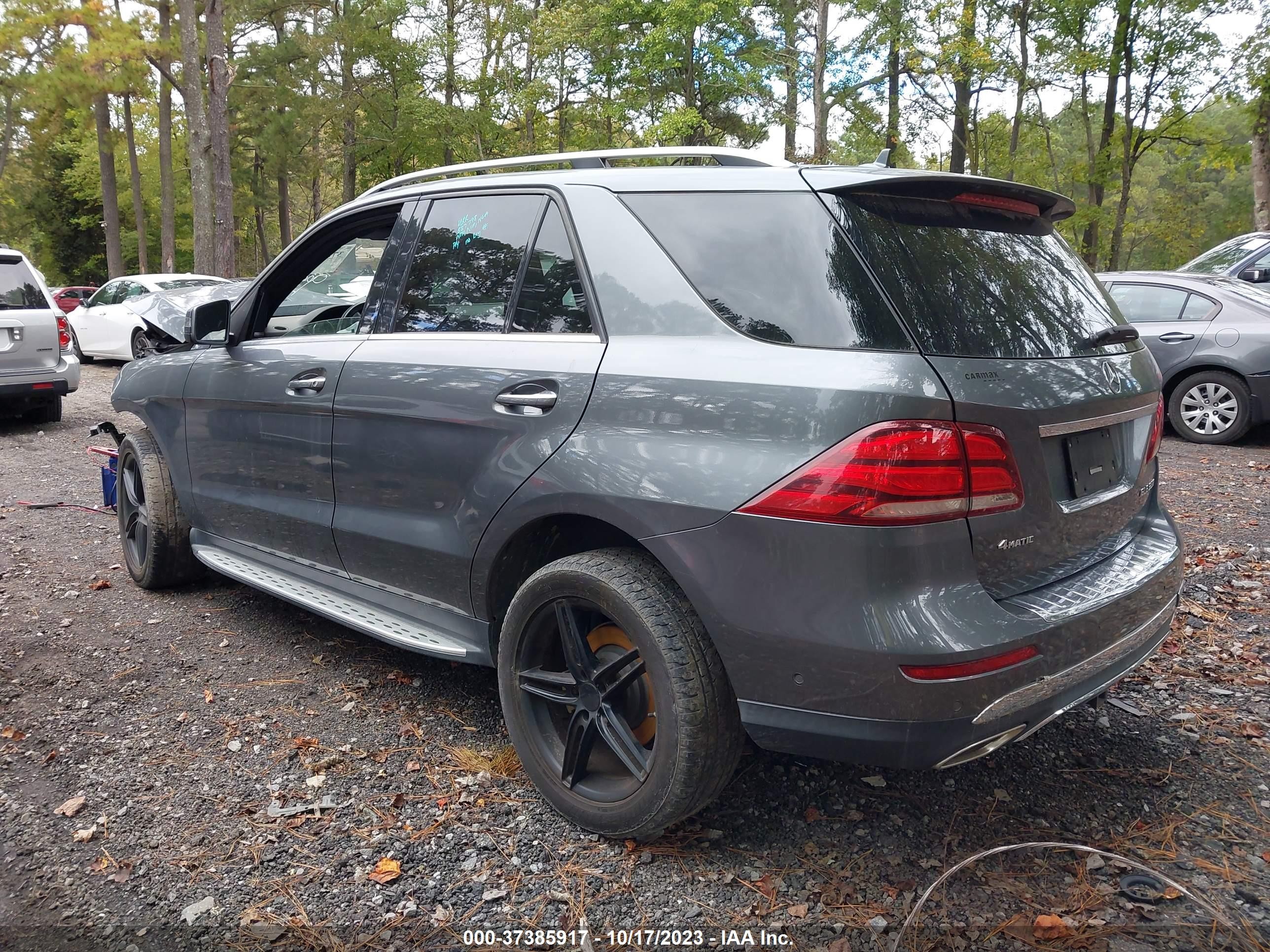 Photo 2 VIN: 4JGDA5HB9HA837798 - MERCEDES-BENZ GLE 