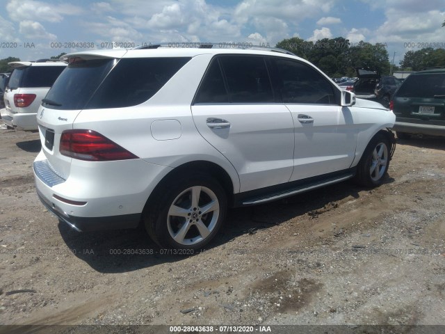 Photo 3 VIN: 4JGDA5HB9JB055212 - MERCEDES-BENZ GLE 