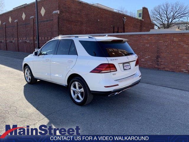 Photo 2 VIN: 4JGDA5HB9JB091465 - MERCEDES-BENZ GLE 