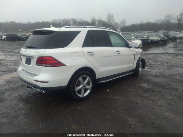 Photo 3 VIN: 4JGDA5HB9JB124111 - MERCEDES-BENZ GLE 