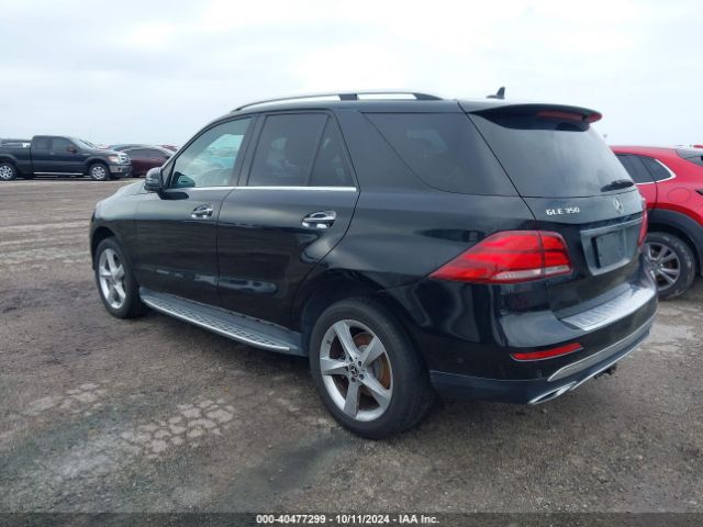 Photo 2 VIN: 4JGDA5HB9JB180839 - MERCEDES-BENZ GLE-CLASS 