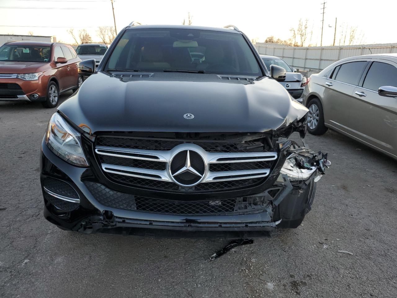 Photo 4 VIN: 4JGDA5HBXHA974331 - MERCEDES-BENZ GLE 