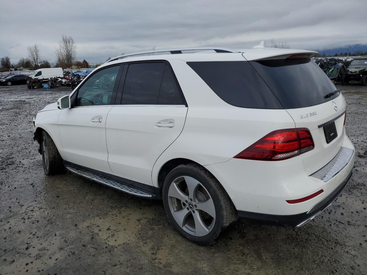 Photo 1 VIN: 4JGDA5HBXJB060774 - MERCEDES-BENZ GLE 