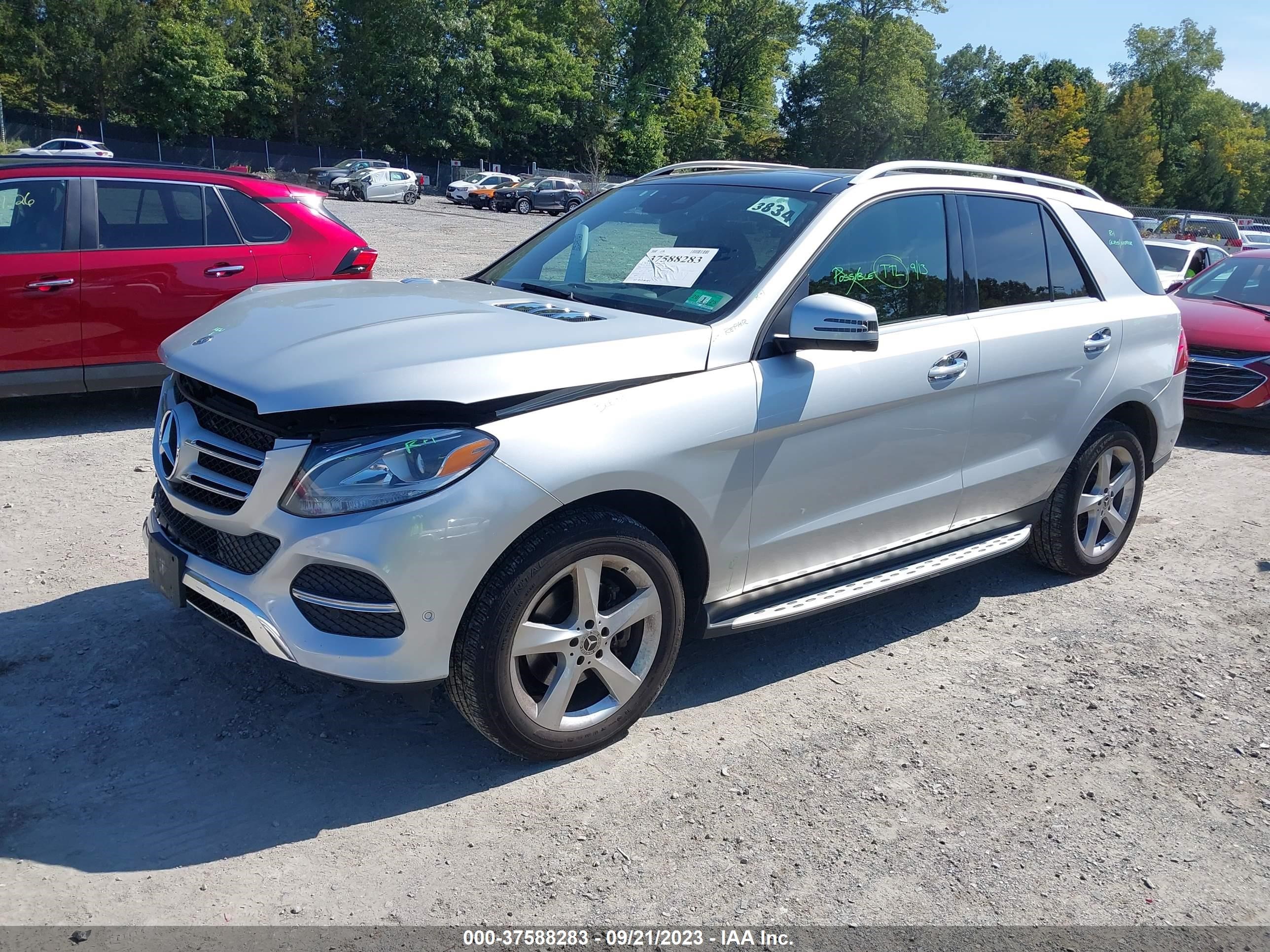 Photo 1 VIN: 4JGDA5HBXJB109990 - MERCEDES-BENZ GLE 