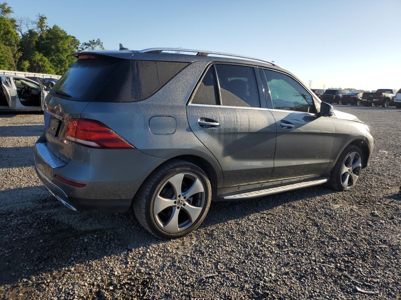 Photo 2 VIN: 4JGDA5JB0HA953269 - MERCEDES-BENZ GLE 