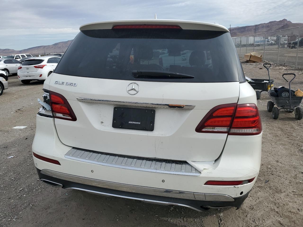 Photo 5 VIN: 4JGDA5JB0JB057277 - MERCEDES-BENZ GLE 