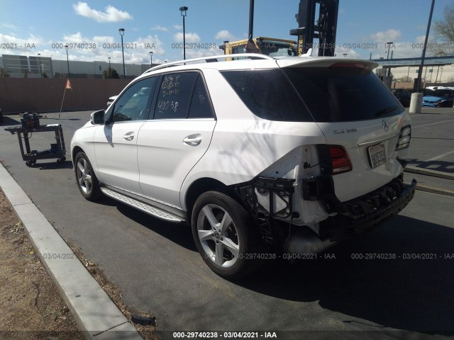 Photo 2 VIN: 4JGDA5JB1JB061550 - MERCEDES-BENZ GLE 